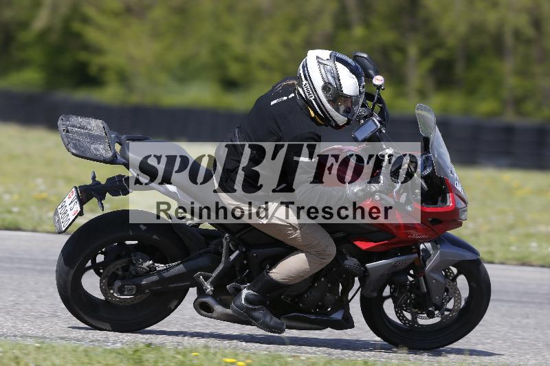 Archiv-2025/09 22.04.2025 Cornu Master School ADR/gruen-vert/33